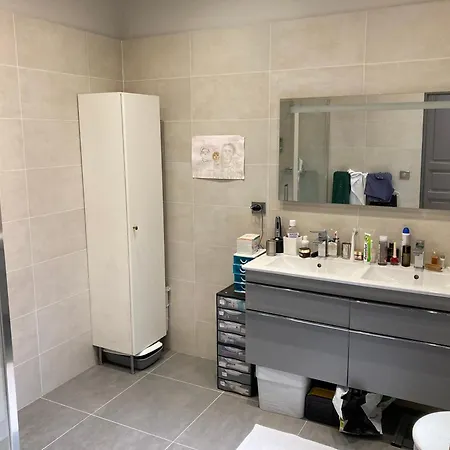 De Standing Lägenhet *